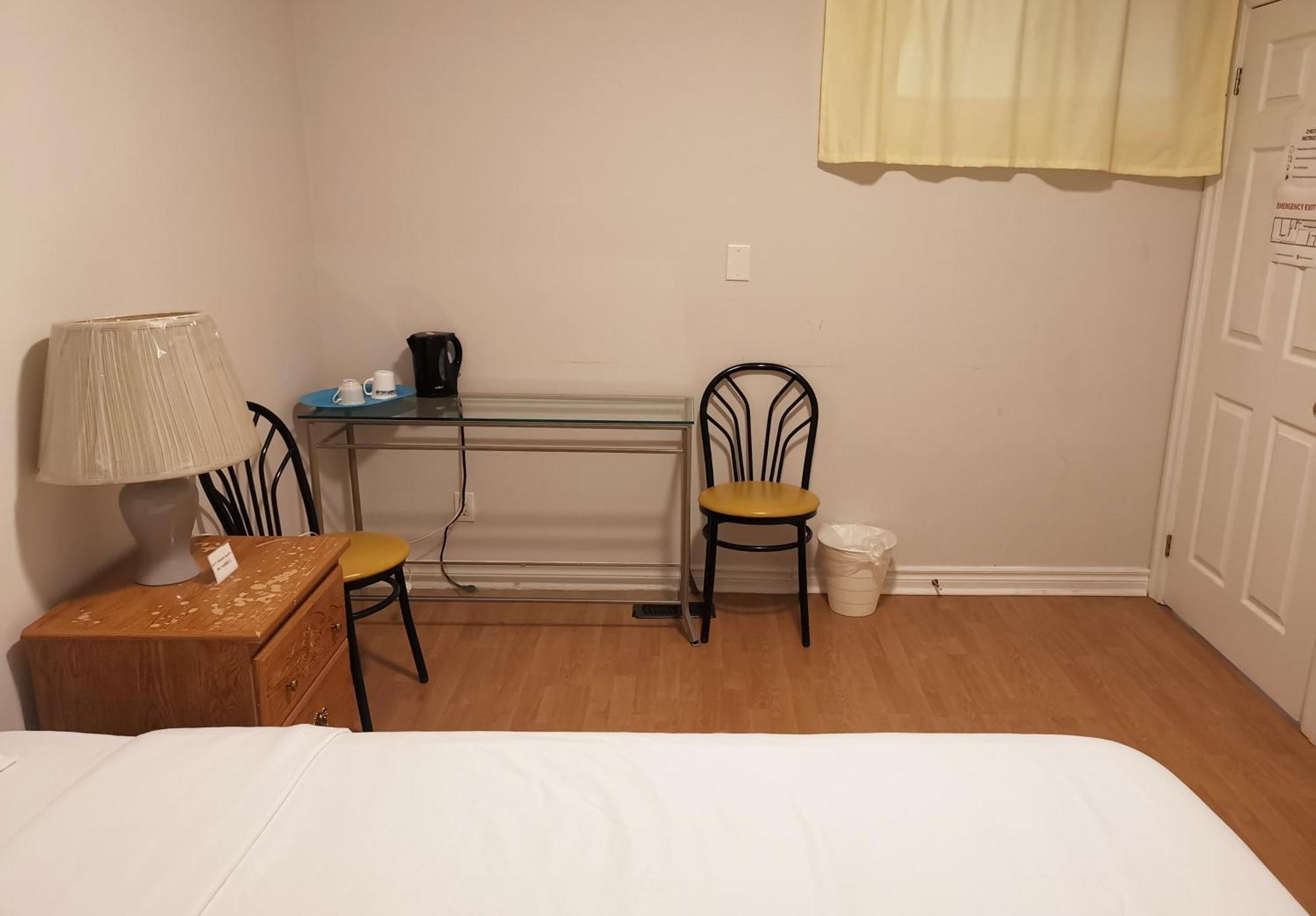 Apartamento Cozy Private Rm Heart Of North York Free Parking Full Kitchen Close To Downtown Toronto Exterior foto